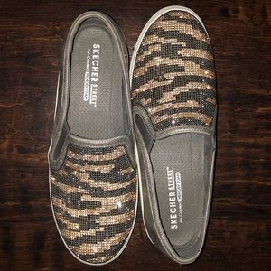 Skechers Street Air Cooled Memory Foam LIKE NEW!!!